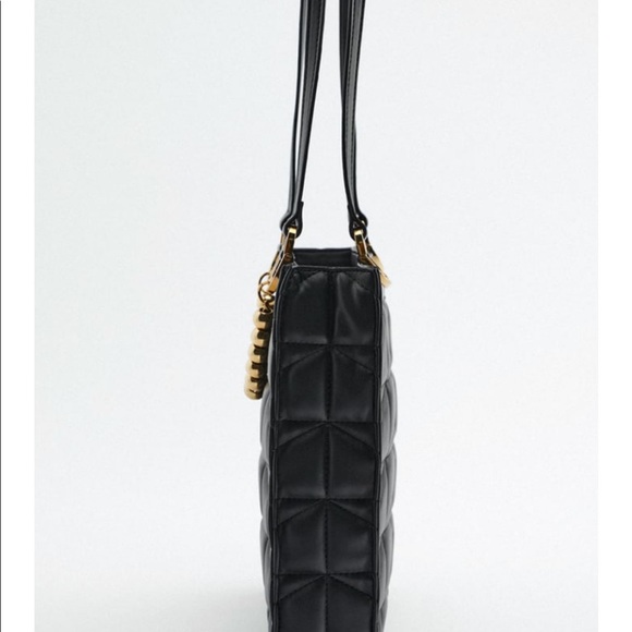 Sac matelassé petites boules sur le devant .Doubleur avec poche Bandoulièr - Picture 4 of 7